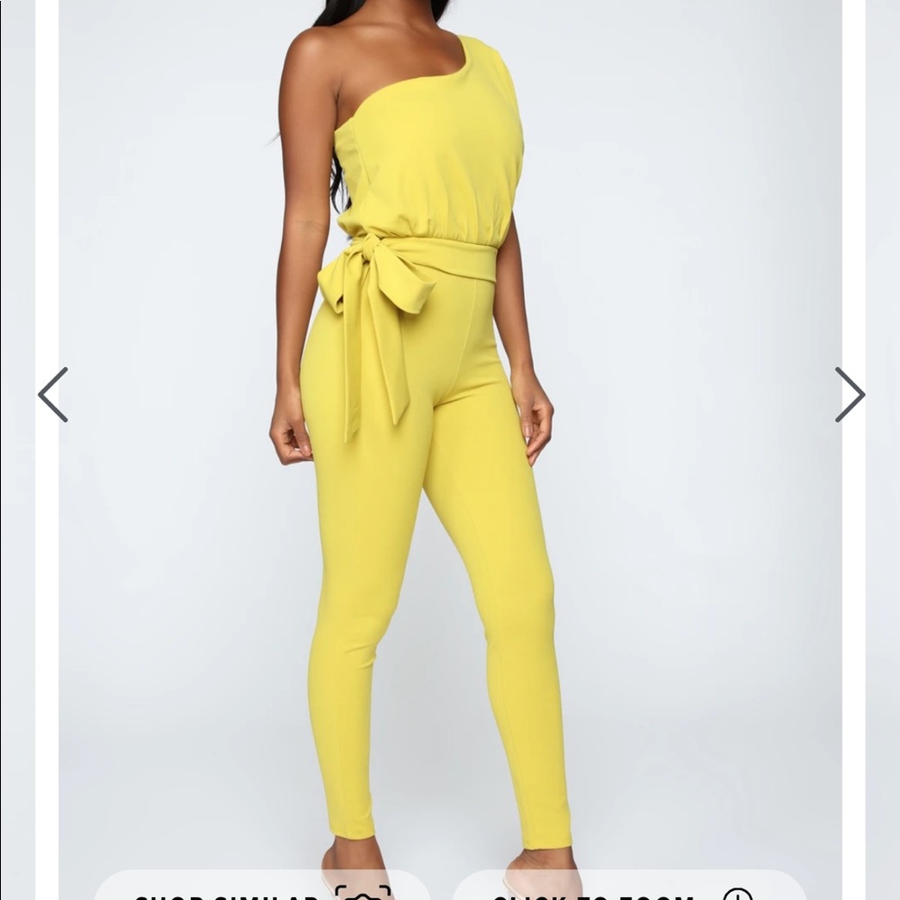Nwt fashion nova jumpsuit lime
